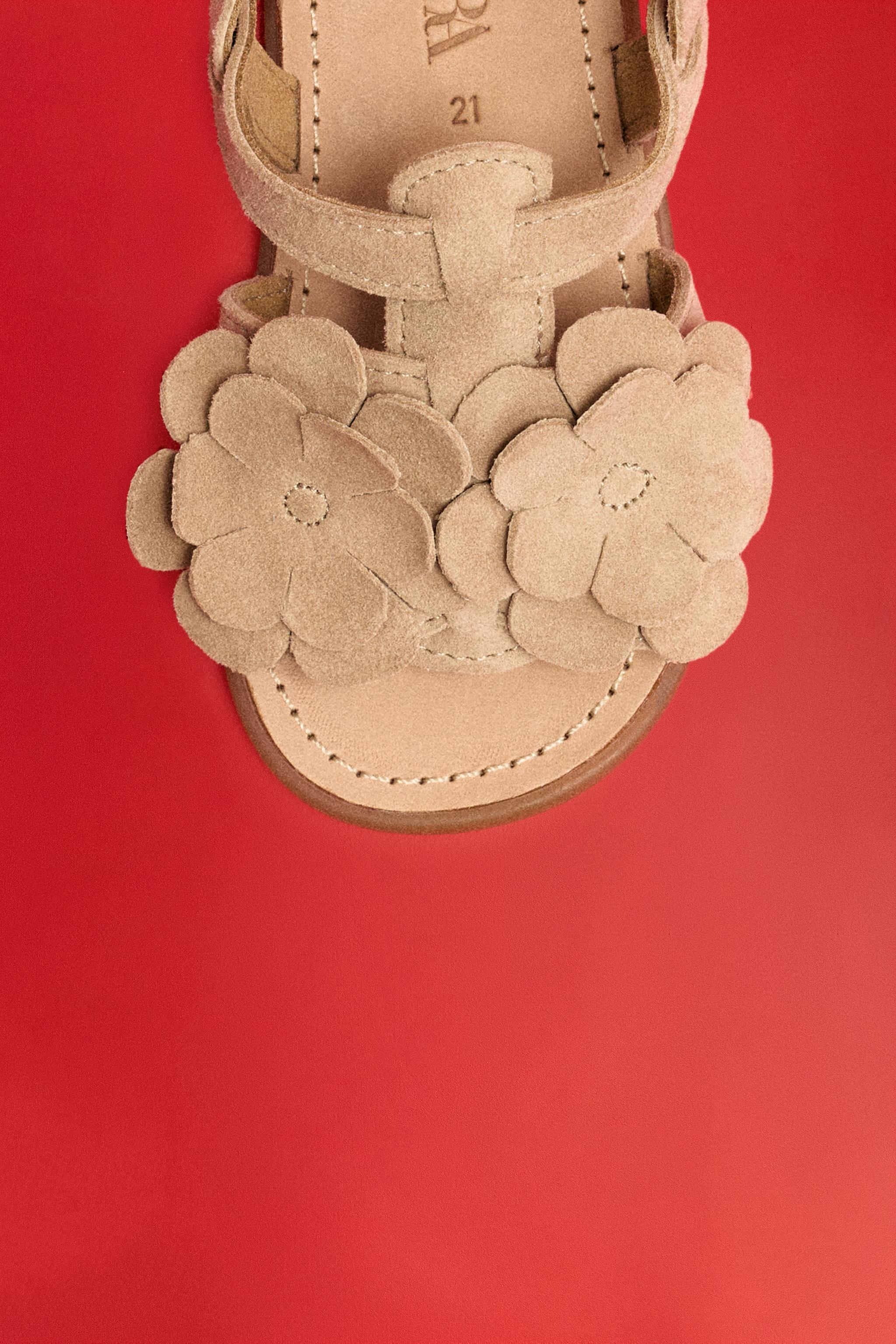 SANDALES BAREFOOT EN CUIR À FLEURS
